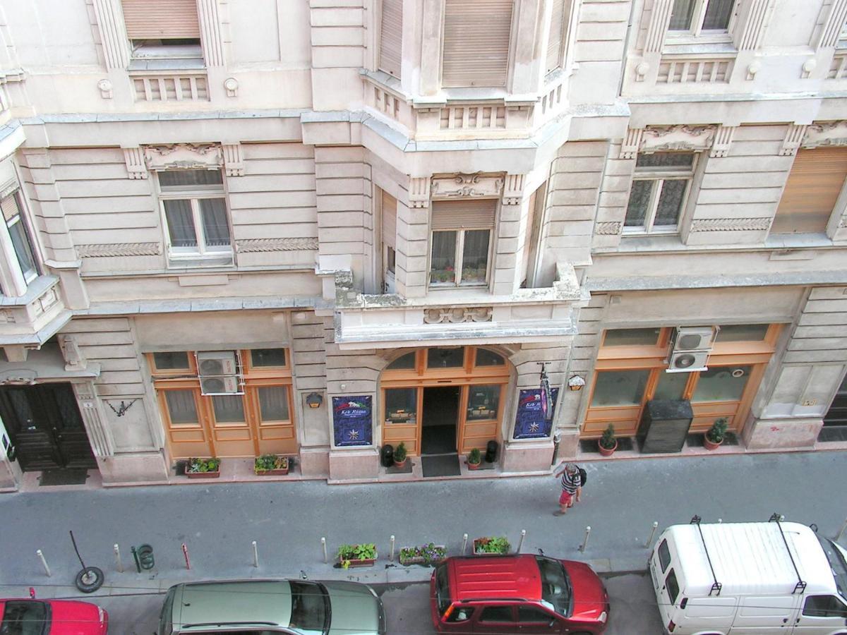 Sleepover City Center Guestrooms Budapest Luaran gambar